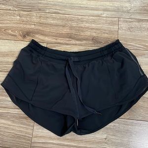 Lululemon Hotty Hot Short